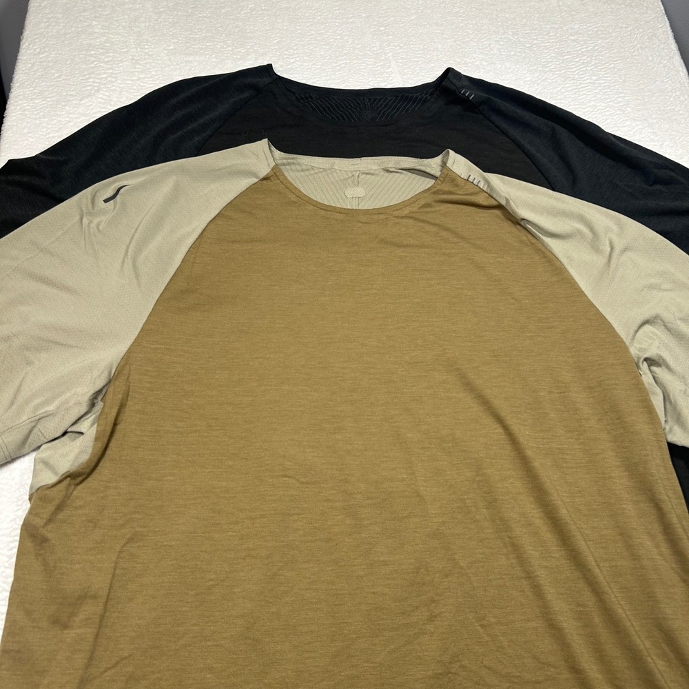 Lululemon Metal Vent Tech Shirt Lot 2 Short Sleeve Training Mens XXL Black Brown